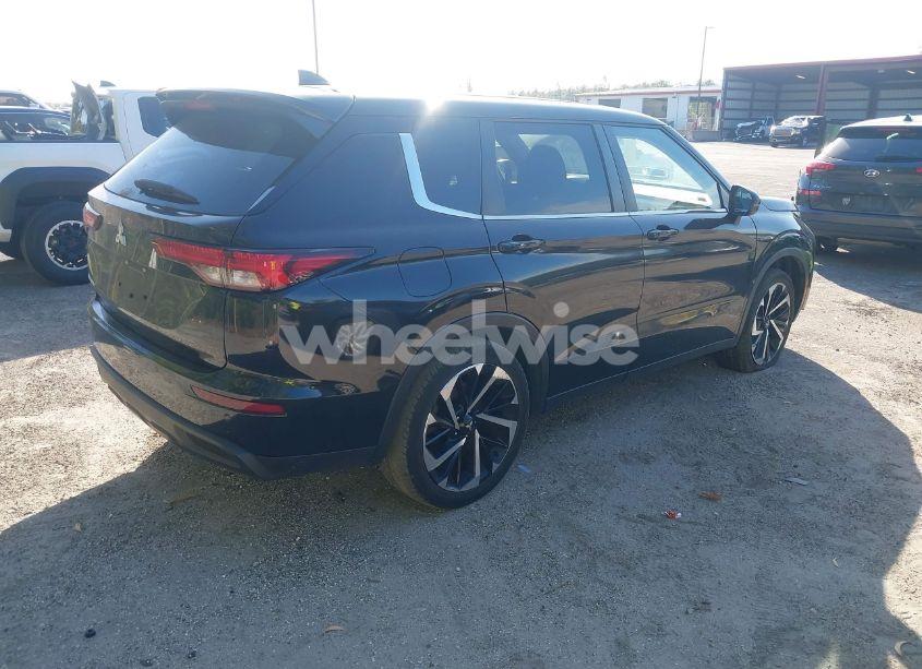 Photo 4 of 2022 Mitsubishi Outlander ES 2.5 S-AWC (VIN JA4J4TA81NZ054340)