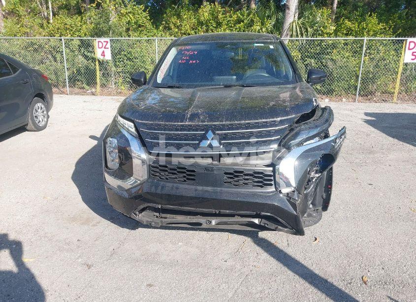 Photo 6 of 2022 Mitsubishi Outlander ES 2.5 S-AWC (VIN JA4J4TA81NZ054340)