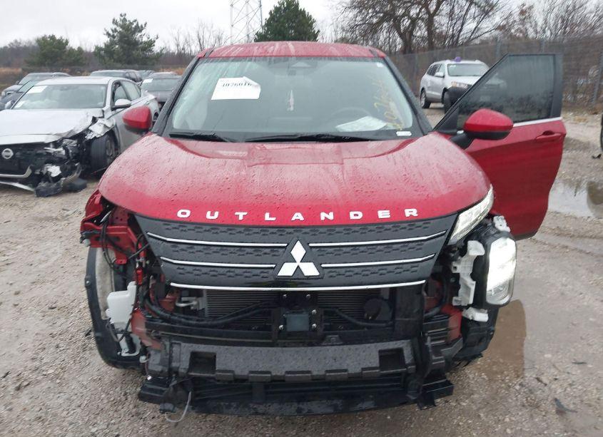 Photo 6 of 2022 Mitsubishi Outlander ES 2.5 (VIN JA4J4TA82NZ020326)