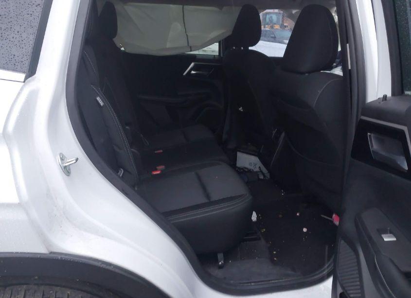 Photo 8 of 2022 Mitsubishi Outlander ES 2.5 (VIN JA4J4TA83NZ007701)