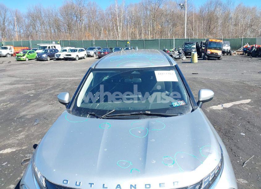 Photo 6 of 2023 Mitsubishi Outlander ES 2.5 S-AWC (VIN JA4J4TA83PZ009578)