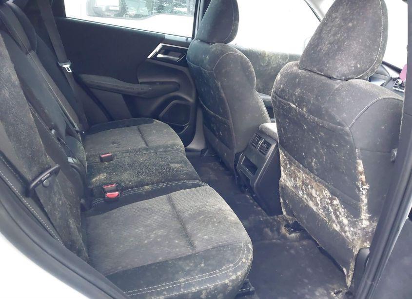 Photo 8 of 2023 Mitsubishi Outlander ES 2.5 S-AWC (VIN JA4J4TA83PZ029412)