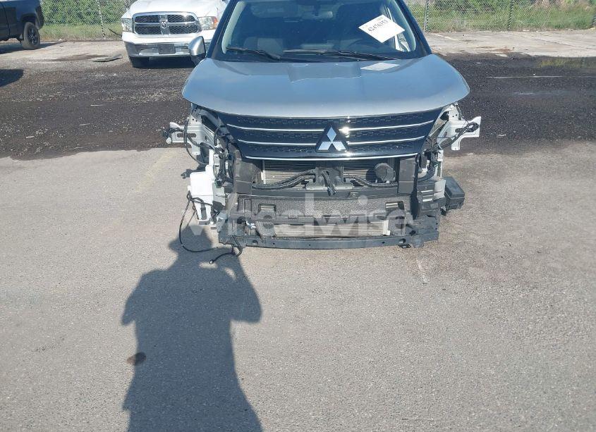 Photo 6 of 2022 Mitsubishi Outlander ES 2.5 S-AWC (VIN JA4J4TA84NZ028508)