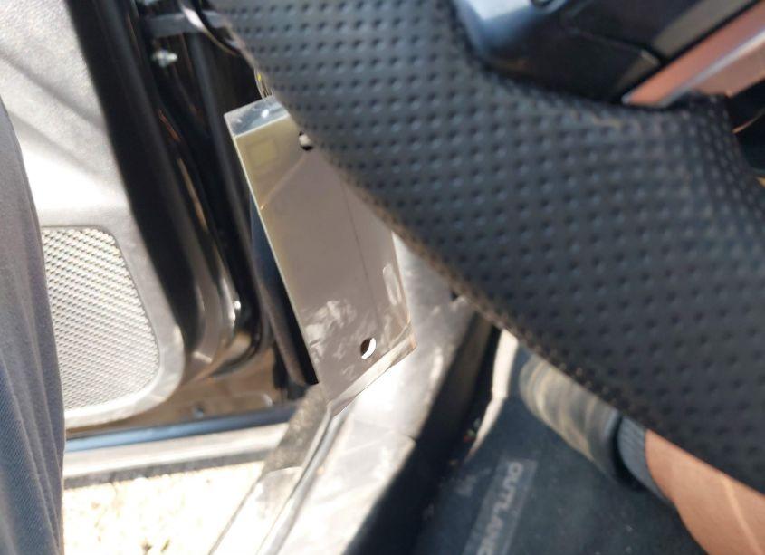 Photo 11 of 2022 Mitsubishi Outlander ES 2.5 S-AWC (VIN JA4J4TA85NZ040019)