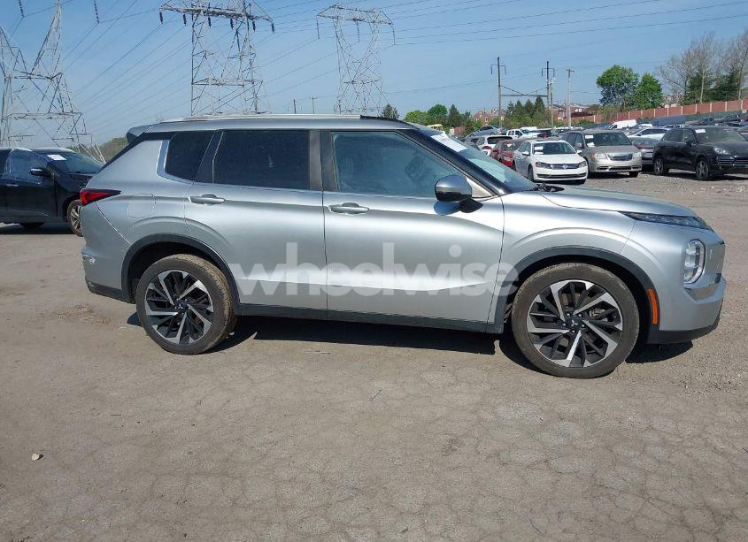 Photo 14 of 2022 Mitsubishi Outlander ES 2.5 S-AWC (VIN JA4J4TA86NZ002248)