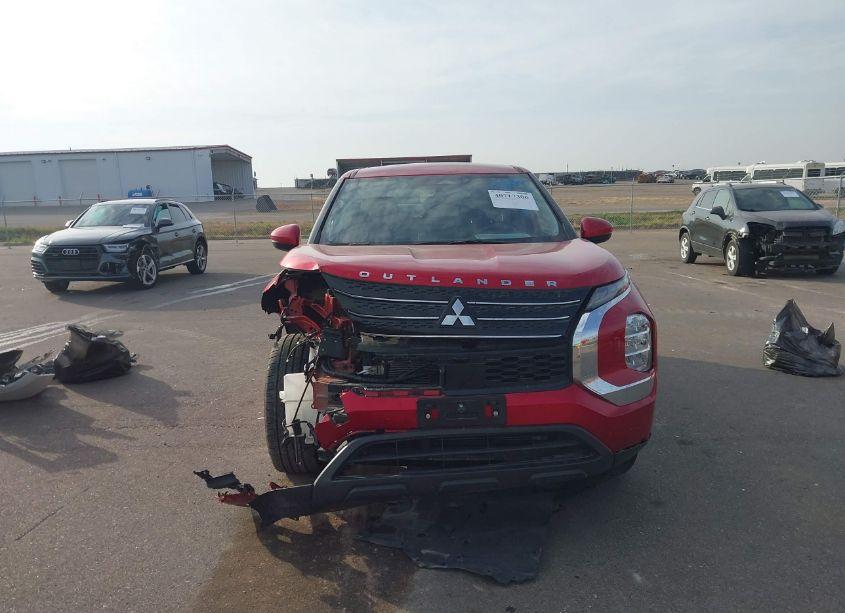 Photo 12 of 2022 Mitsubishi Outlander ES 2.5 (VIN JA4J4TA86NZ020331)