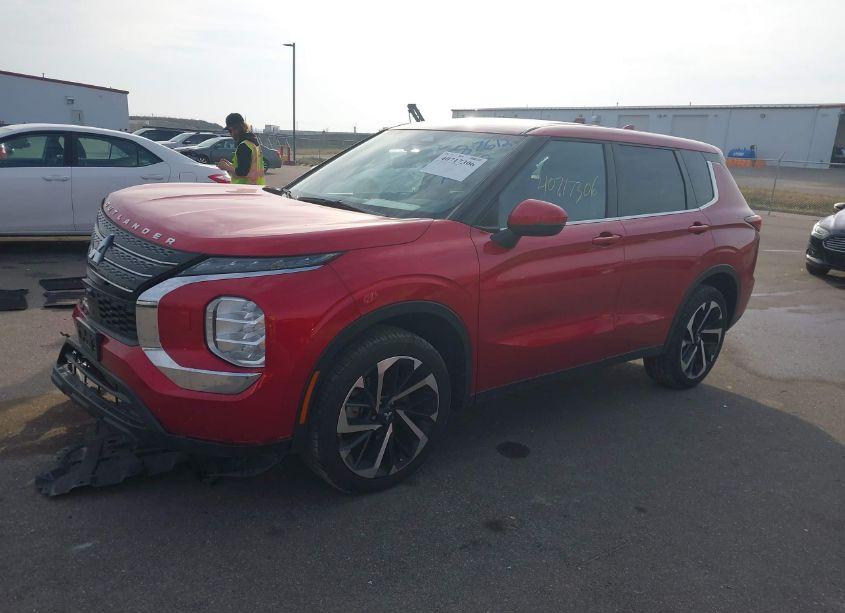 Photo 2 of 2022 Mitsubishi Outlander ES 2.5 (VIN JA4J4TA86NZ020331)