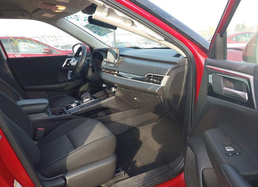 Photo 5 of 2022 Mitsubishi Outlander ES 2.5 (VIN JA4J4TA86NZ020331)