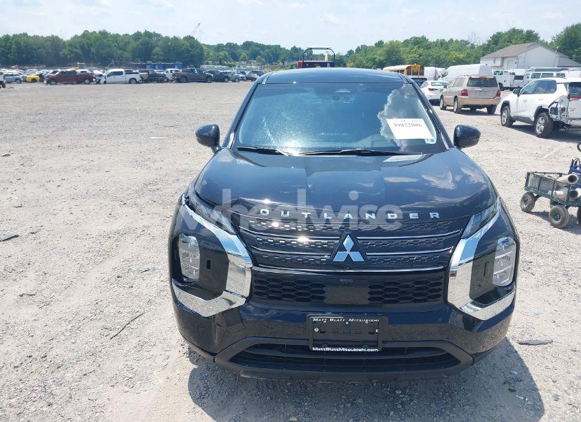 Photo 11 of 2023 Mitsubishi Outlander ES 2.5 S-AWC (VIN JA4J4TA86PZ034765)