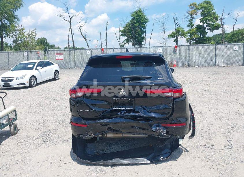 Photo 15 of 2023 Mitsubishi Outlander ES 2.5 S-AWC (VIN JA4J4TA86PZ034765)