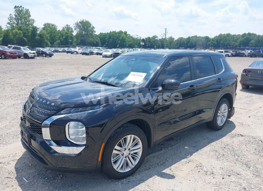 Photo 2 of 2023 Mitsubishi Outlander ES 2.5 S-AWC (VIN JA4J4TA86PZ034765)