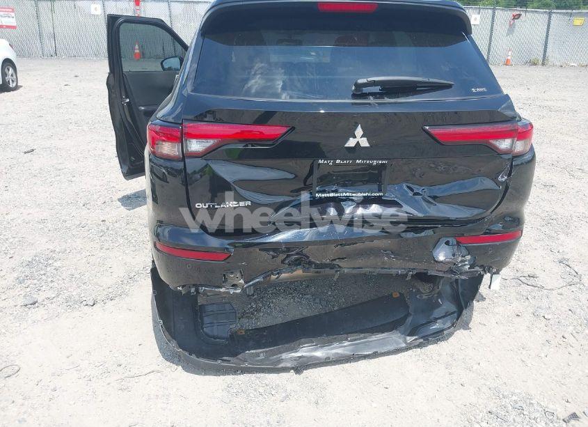 Photo 6 of 2023 Mitsubishi Outlander ES 2.5 S-AWC (VIN JA4J4TA86PZ034765)