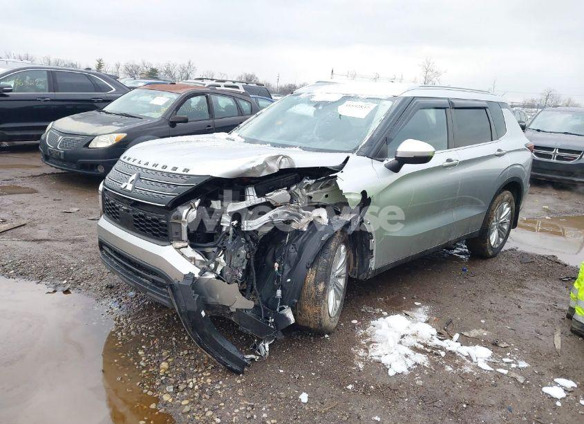 Photo 2 of 2022 Mitsubishi Outlander ES 2.5 S-AWC (VIN JA4J4TA87NZ007913)