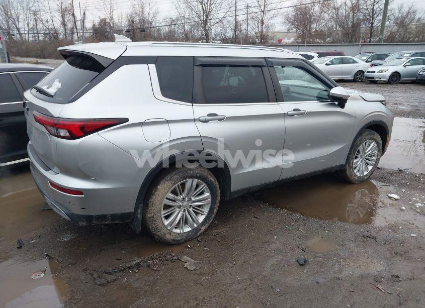 Photo 4 of 2022 Mitsubishi Outlander ES 2.5 S-AWC (VIN JA4J4TA87NZ007913)