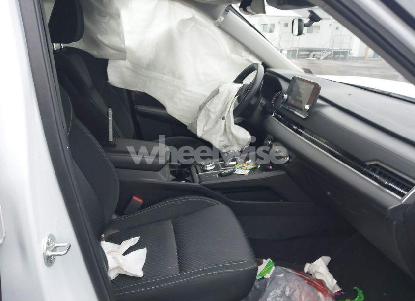 Photo 5 of 2022 Mitsubishi Outlander ES 2.5 S-AWC (VIN JA4J4TA88NZ019682)