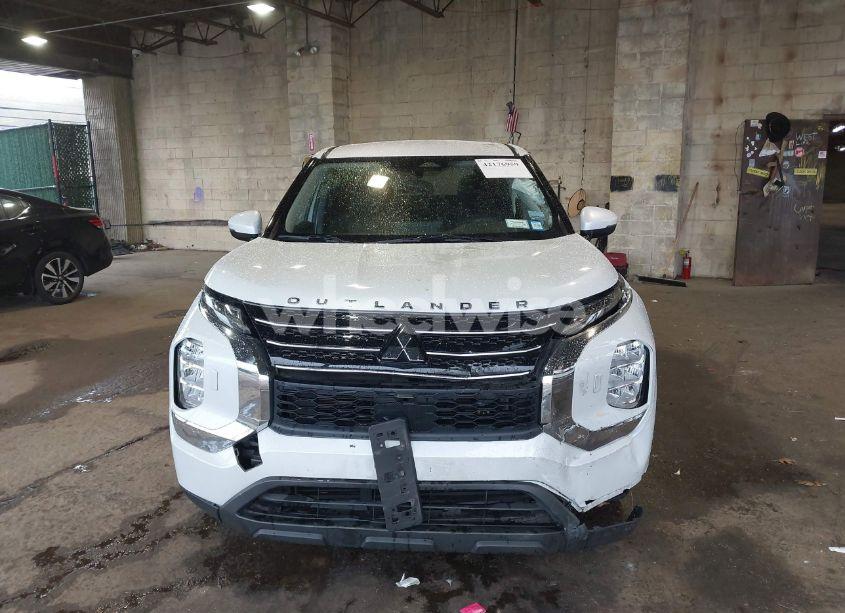 Photo 12 of 2022 Mitsubishi Outlander ES 2.5 S-AWC (VIN JA4J4TA88NZ029452)