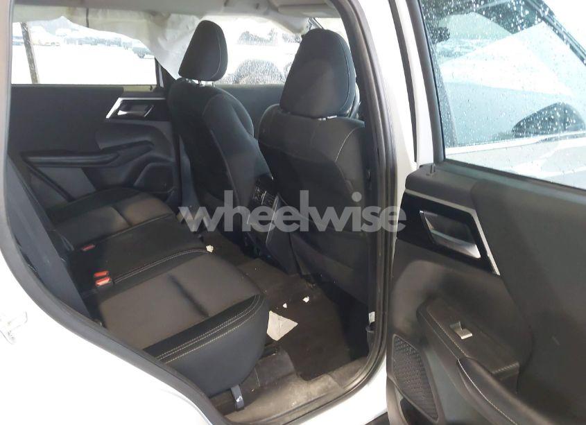 Photo 8 of 2022 Mitsubishi Outlander ES 2.5 S-AWC (VIN JA4J4TA88NZ029452)