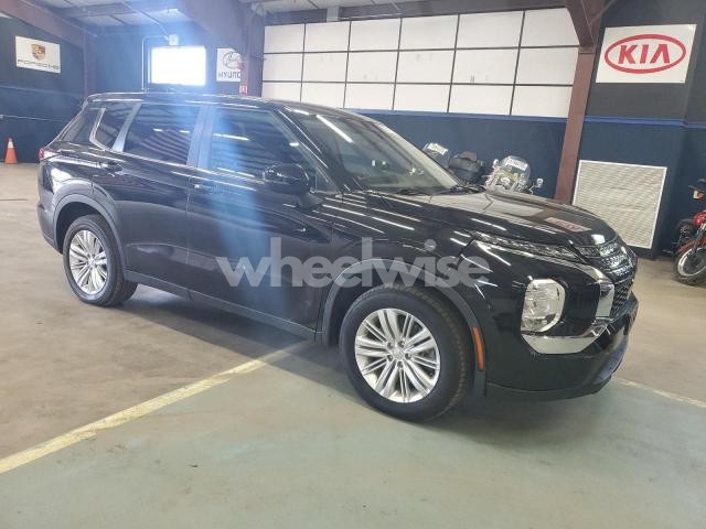 Photo 13 of 2022 MITSUBISHI OUTLANDER ES (VIN JA4J4TA89NZ041285)