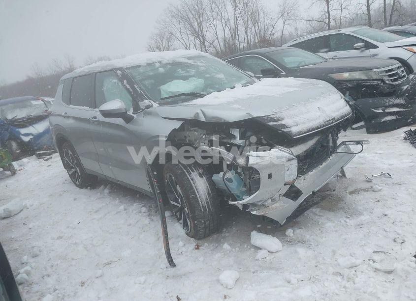 2022 Mitsubishi Outlander ES 2.5 (VIN JA4J4TA8XNZ019845) main photo