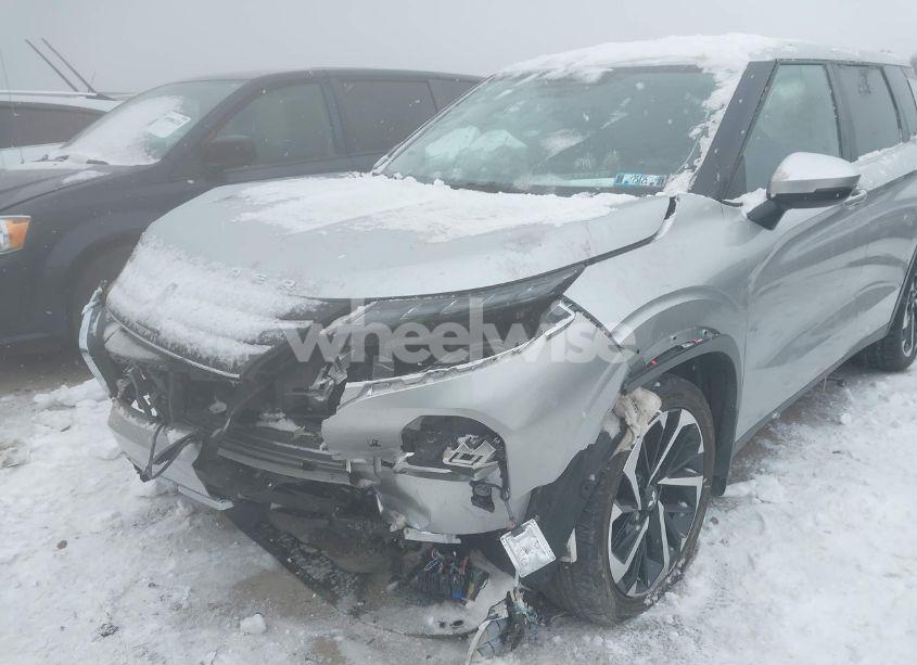 Photo 19 of 2022 Mitsubishi Outlander ES 2.5 (VIN JA4J4TA8XNZ019845)