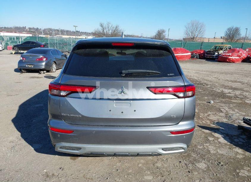 Photo 17 of 2022 Mitsubishi Outlander BLACK EDITION S-AWC/SE 2.5 S-AWC/SE LAUNCH EDITION S-AWC (VIN JA4J4UA81NZ025152)