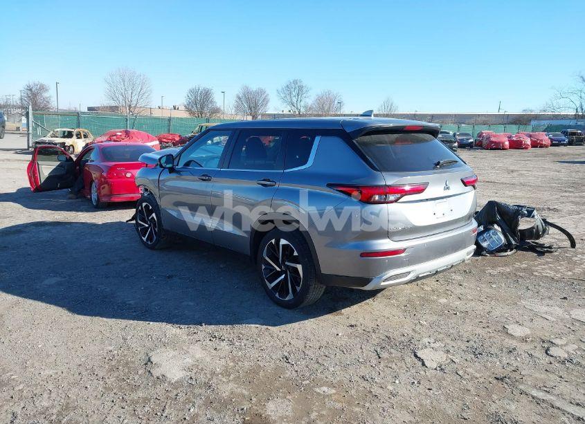 Photo 3 of 2022 Mitsubishi Outlander BLACK EDITION S-AWC/SE 2.5 S-AWC/SE LAUNCH EDITION S-AWC (VIN JA4J4UA81NZ025152)