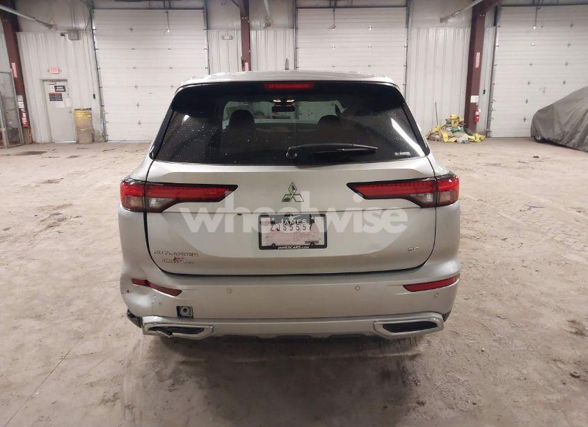 Photo 16 of 2022 Mitsubishi Outlander BLACK EDITION S-AWC/SE 2.5 S-AWC/SE LAUNCH EDITION S-AWC (VIN JA4J4UA82NZ050965)