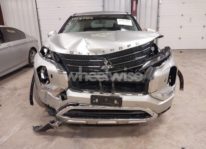 Photo 6 of 2022 Mitsubishi Outlander BLACK EDITION S-AWC/SE 2.5 S-AWC/SE LAUNCH EDITION S-AWC (VIN JA4J4UA82NZ050965)