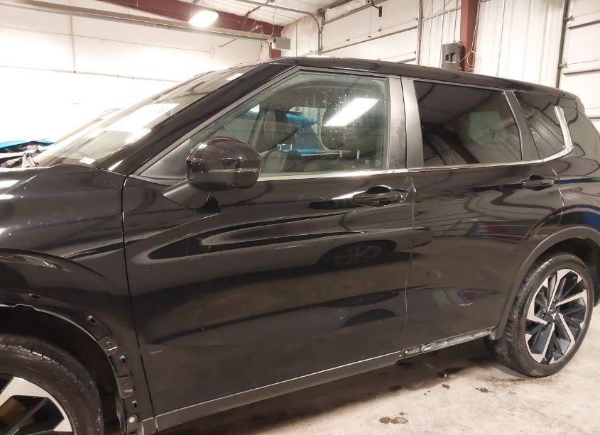 Photo 15 of 2023 Mitsubishi Outlander RALLIART /SE 2.5 /SE BLACK EDITION /SE SPECIAL EDITIONT (VIN JA4J4UA82PZ009206)