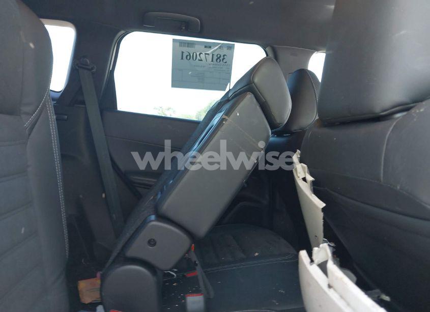 Photo 8 of 2023 Mitsubishi Outlander (VIN JA4J4UA82PZ017497)