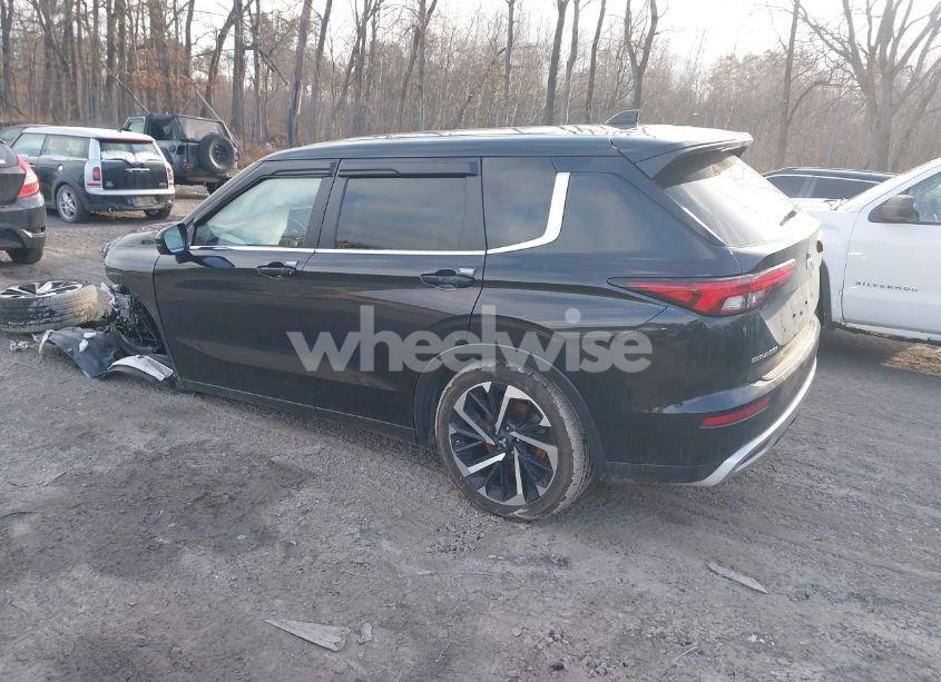 Photo 3 of 2022 Mitsubishi Outlander BLACK EDITION S-AWC/SE 2.5 S-AWC/SE LAUNCH EDITION S-AWC (VIN JA4J4UA83NZ047489)