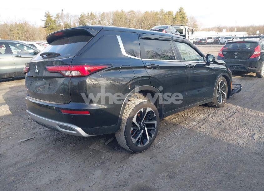 Photo 4 of 2022 Mitsubishi Outlander BLACK EDITION S-AWC/SE 2.5 S-AWC/SE LAUNCH EDITION S-AWC (VIN JA4J4UA83NZ047489)