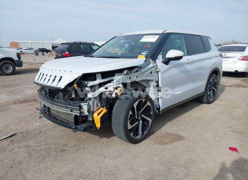 Photo 2 of 2022 Mitsubishi Outlander BLACK EDITION S-AWC/SE 2.5 S-AWC/SE LAUNCH EDITION S-AWC (VIN JA4J4UA84NZ045878)