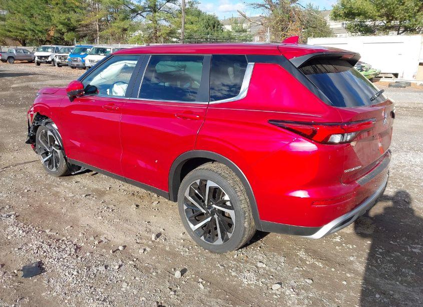 Photo 3 of 2023 Mitsubishi Outlander SE 2.5 (VIN JA4J4UA84PZ039937)