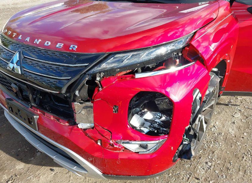 Photo 6 of 2023 Mitsubishi Outlander SE 2.5 (VIN JA4J4UA84PZ039937)