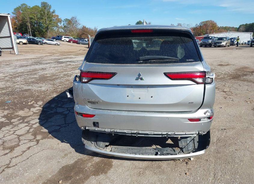 Photo 19 of 2022 Mitsubishi Outlander BLACK EDITION /SE 2.5 /SE LAUNCH EDITION (VIN JA4J4UA85NZ029897)