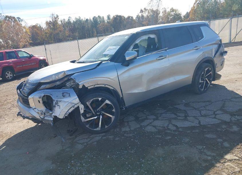 Photo 2 of 2022 Mitsubishi Outlander BLACK EDITION /SE 2.5 /SE LAUNCH EDITION (VIN JA4J4UA85NZ029897)