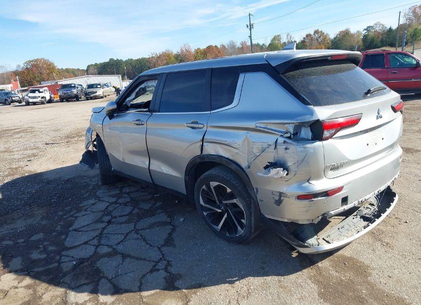 Photo 3 of 2022 Mitsubishi Outlander BLACK EDITION /SE 2.5 /SE LAUNCH EDITION (VIN JA4J4UA85NZ029897)