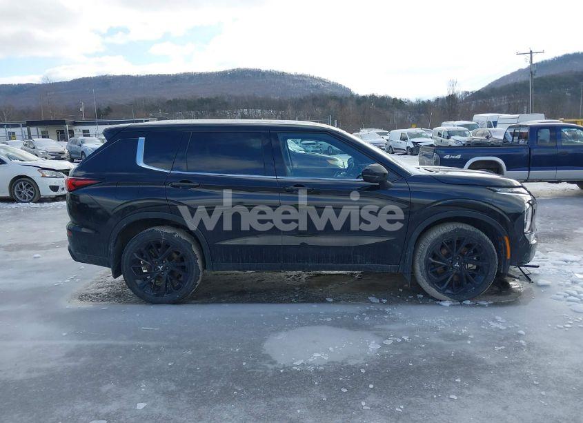 Photo 13 of 2023 Mitsubishi Outlander SE BLACK EDITION S-AWC (VIN JA4J4UA85PZ059016)