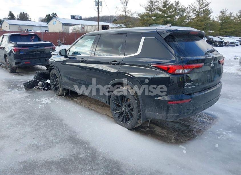 Photo 3 of 2023 Mitsubishi Outlander SE BLACK EDITION S-AWC (VIN JA4J4UA85PZ059016)