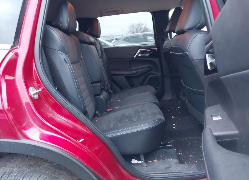 Photo 8 of 2023 Mitsubishi Outlander SE 2.5 S-AWC (VIN JA4J4UA85PZ061428)