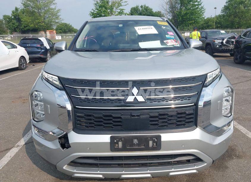 Photo 6 of 2022 Mitsubishi Outlander BLACK EDITION S-AWC/SE 2.5 S-AWC/SE LAUNCH EDITION S-AWC (VIN JA4J4UA86NZ030850)