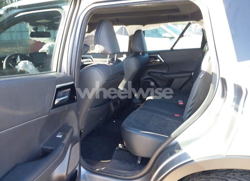 Photo 8 of 2022 Mitsubishi Outlander BLACK EDITION S-AWC (VIN JA4J4UA86NZ070121)
