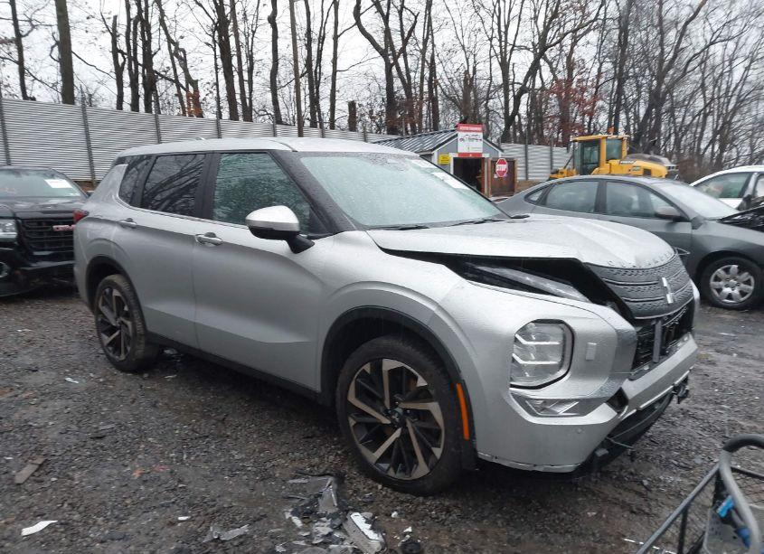 2022 Mitsubishi Outlander SE 2.5 (VIN JA4J4UA87NZ062416) main photo