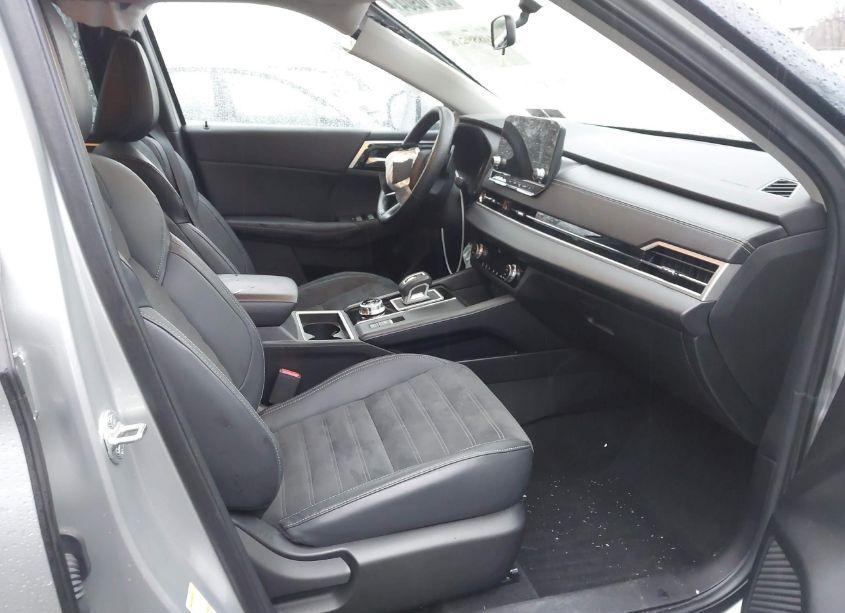 Photo 5 of 2022 Mitsubishi Outlander SE 2.5 (VIN JA4J4UA87NZ062416)