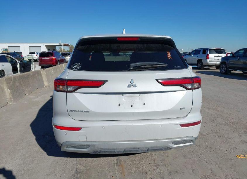 Photo 17 of 2022 Mitsubishi Outlander BLACK EDITION /SE 2.5 /SE LAUNCH EDITION (VIN JA4J4UA87NZ066305)