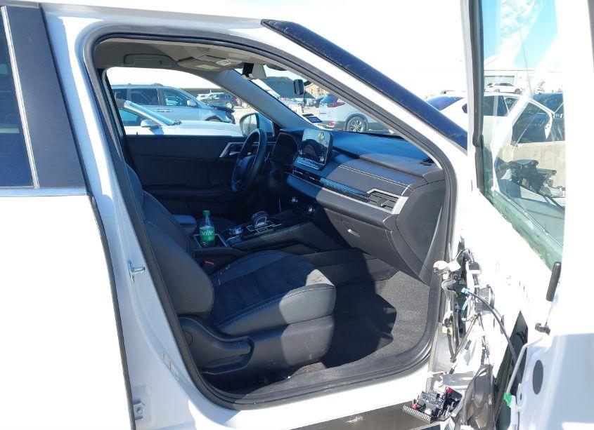 Photo 5 of 2022 Mitsubishi Outlander BLACK EDITION /SE 2.5 /SE LAUNCH EDITION (VIN JA4J4UA87NZ066305)