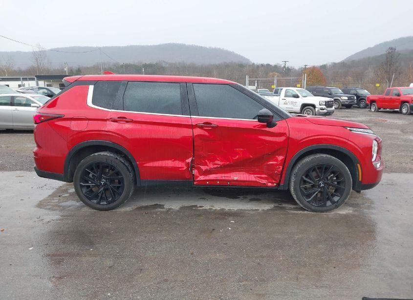 Photo 13 of 2023 Mitsubishi Outlander RALLIART /SE 2.5 /SE BLACK EDITION /SE SPECIAL EDITIONT (VIN JA4J4UA88PZ049466)