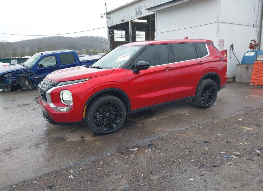 Photo 2 of 2023 Mitsubishi Outlander RALLIART /SE 2.5 /SE BLACK EDITION /SE SPECIAL EDITIONT (VIN JA4J4UA88PZ049466)