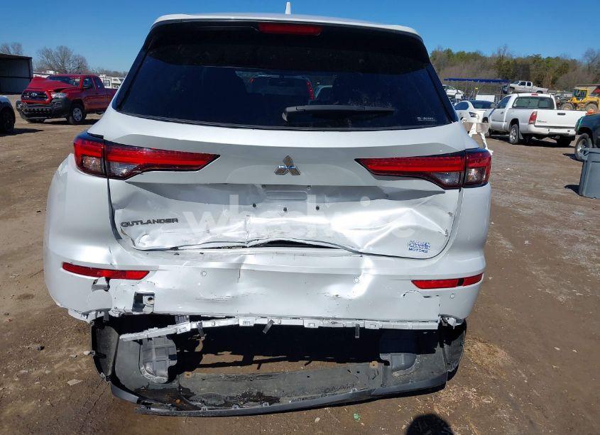 Photo 6 of 2024 Mitsubishi Outlander ES 2.5 S-AWC (VIN JA4J4UA88RZ023937)